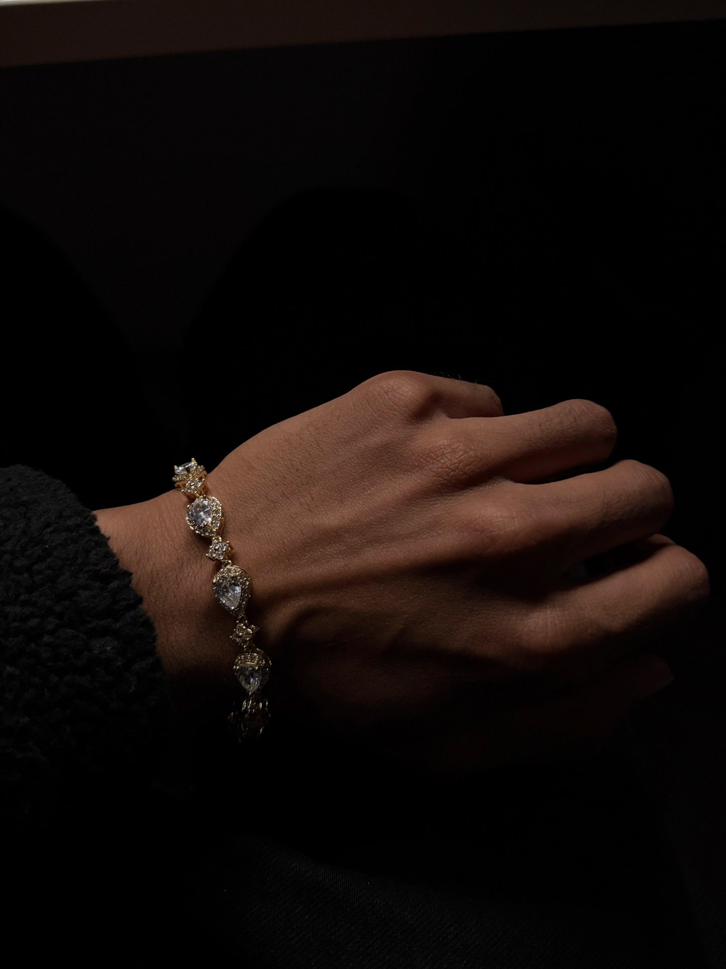 Dazzling Star Bracelet